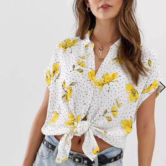 Abercrombie & Fitch Tops - NEW Abercombie & Fitch Button Down Polka Dot Flower‎ Shirt [ SZ XS ]